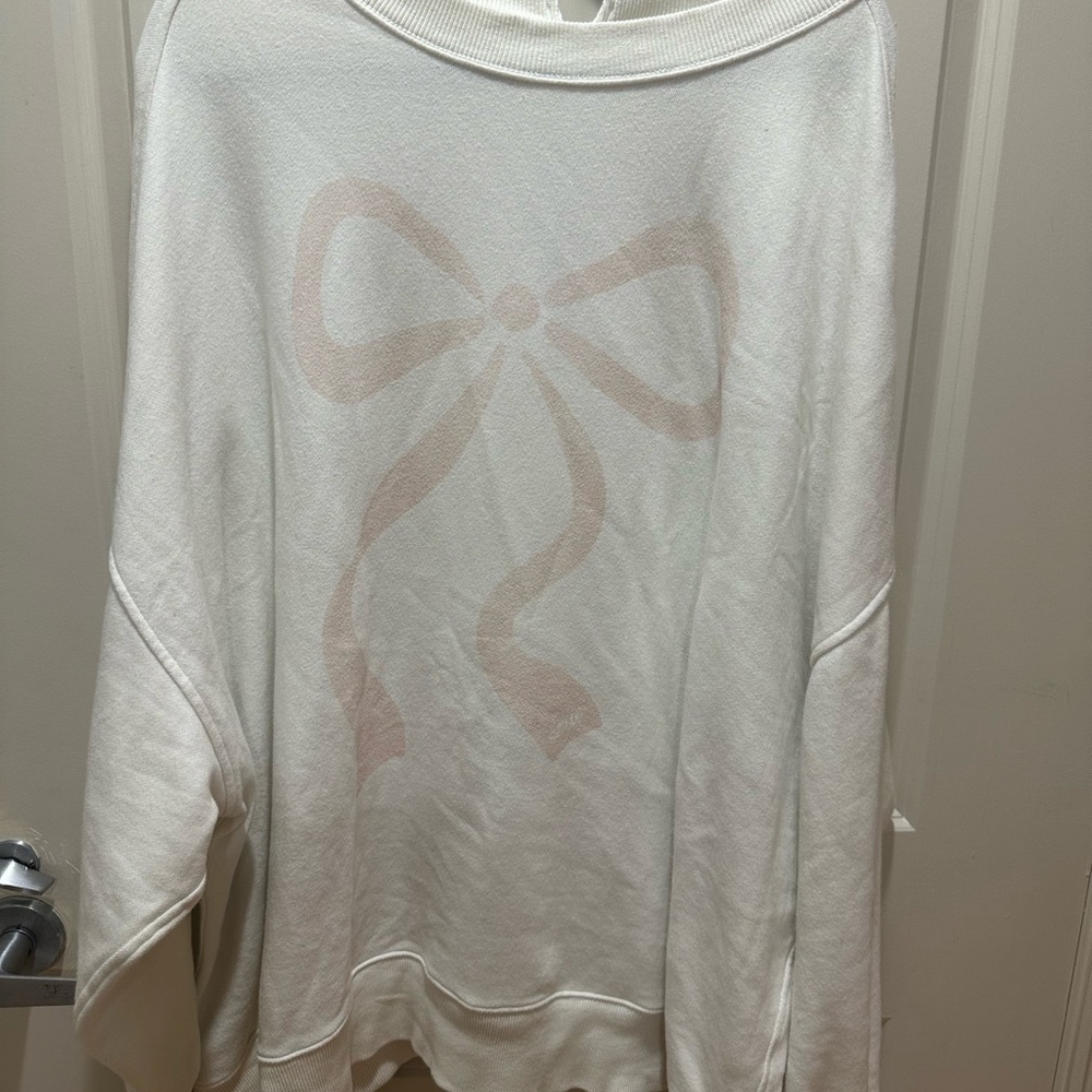 Aerie Cream Sweatshirt with Pink Bow